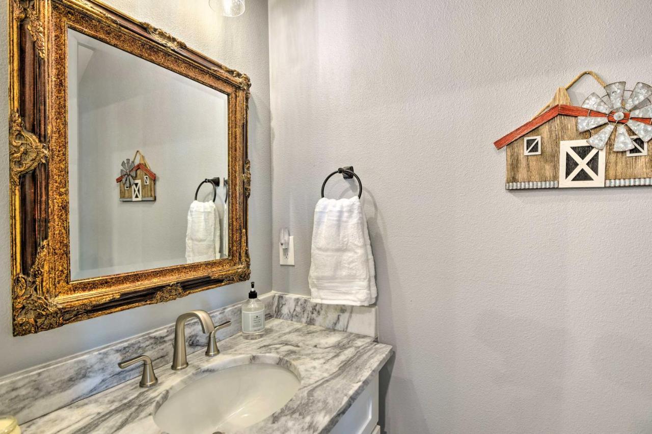 Granbury Home With Hot Tub And Furnished Patio! Екстериор снимка