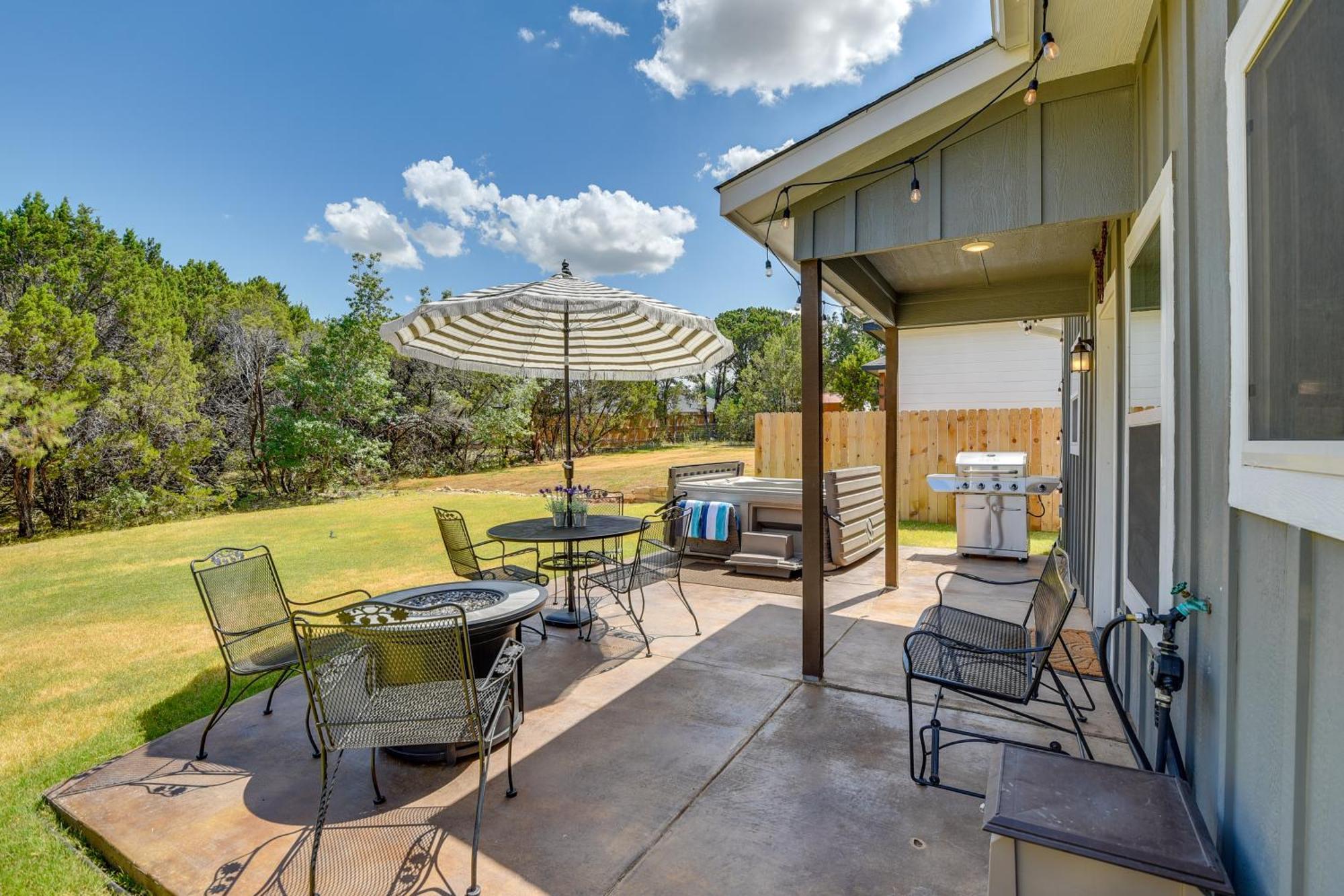 Granbury Home With Hot Tub And Furnished Patio! Екстериор снимка