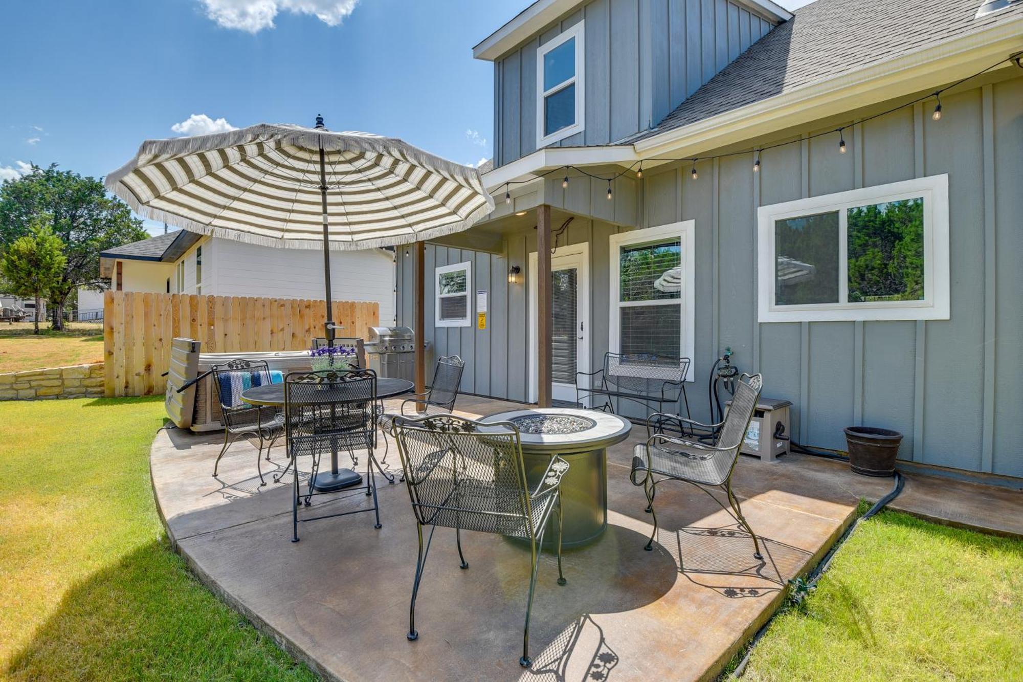 Granbury Home With Hot Tub And Furnished Patio! Екстериор снимка